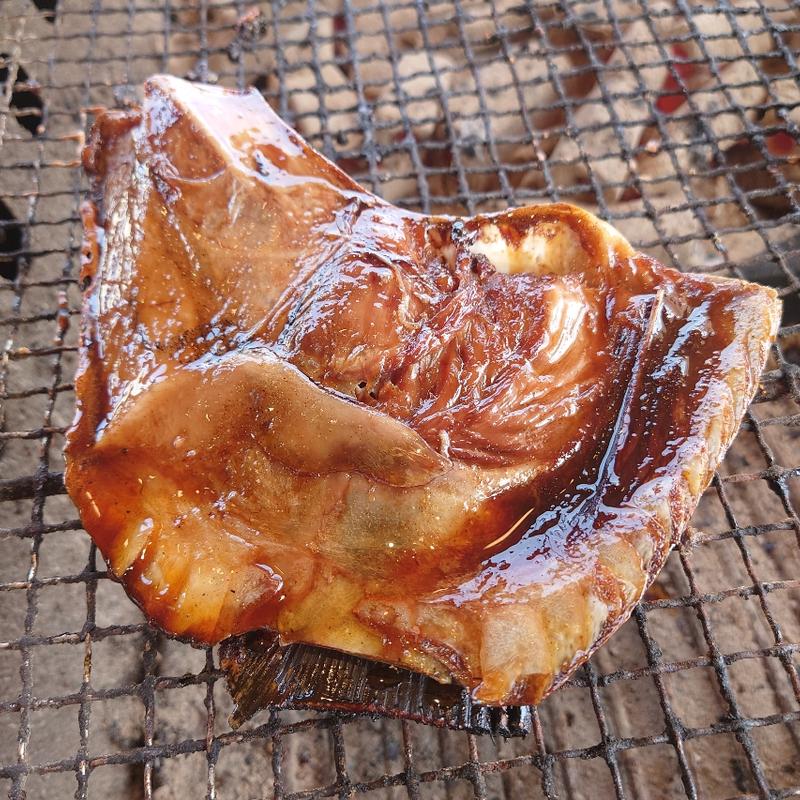 まぐろカマ焼き セルフBBQ(勝浦漁港にぎわい広場朝市 )