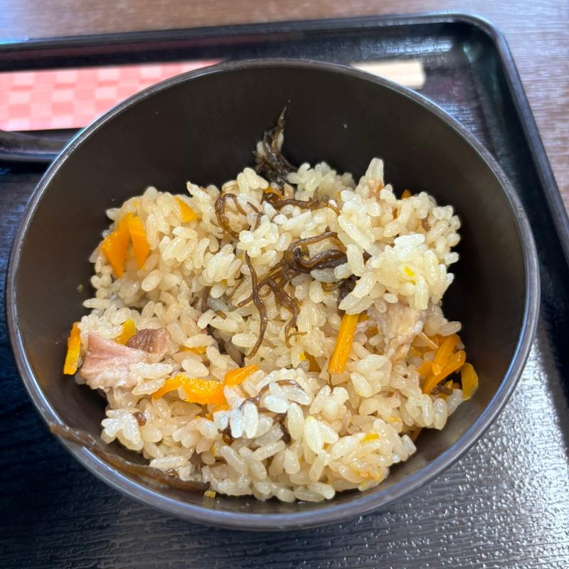 ジューシー(中休味商店 （ナカヤスミショウテン）)