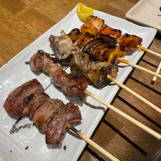 串焼き5本盛り(焼きとん 大黒 大須観音店)