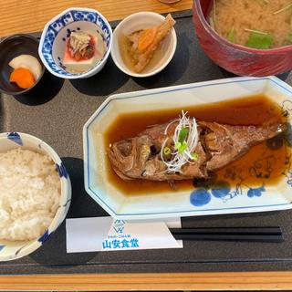 金目鯛の煮付け定食(干物の山安 ターンパイク店)