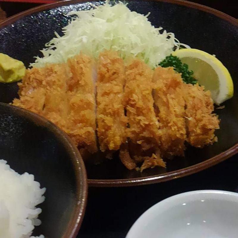 ロースカツ定食(とんかつ稲 港北ニュータウン店)