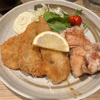 松浦アジフライと唐揚げのランチ(よかたい ソラリアステージ店)