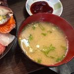 爆盛ドドンドン(つきじde丼どん(つきじでどんどん))