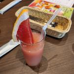 手搾り生グレープフルーツ(南国フルーツパーラー)
