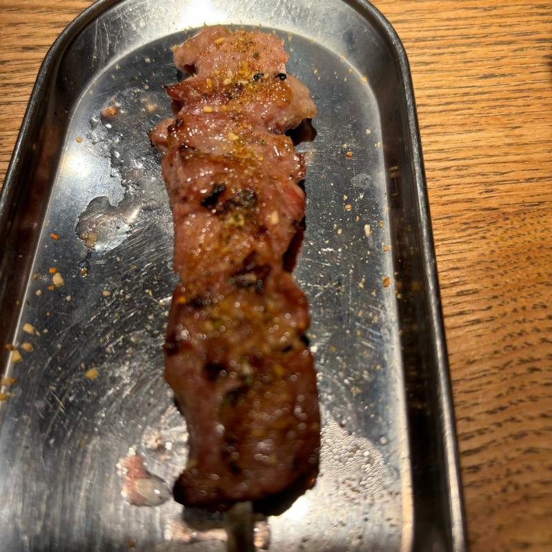 熟成ラム肉串(ラム肉酒場 ラムゴロー 神田南口店)