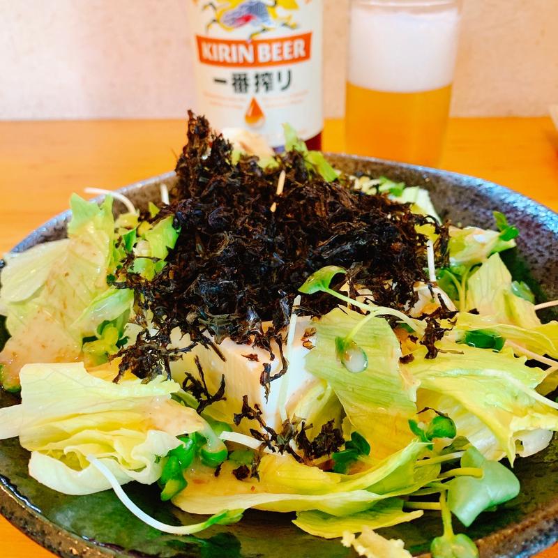 岩海苔豆腐サラダ(居酒屋 六べぇ)