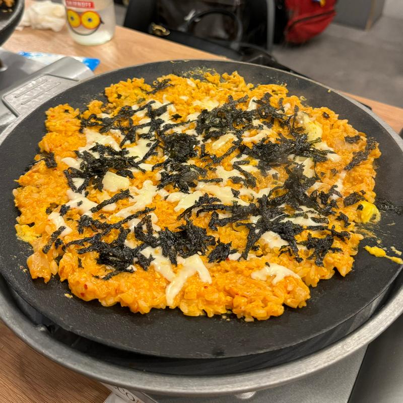 絶品！！チーズ＆玉子ポックンパ(コギウォンシャ 千種駅前店)