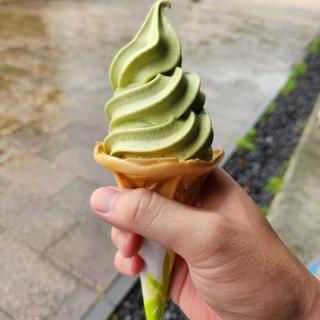 玉露ソフトクリーム(道の駅 玉露の里 （ミチノエキ ギョクロノサト）)