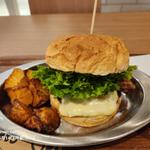 和牛クラシックベーコンチーズバーガー(ヴィレッジヴァンガードダイナープライムツリー赤池店)
