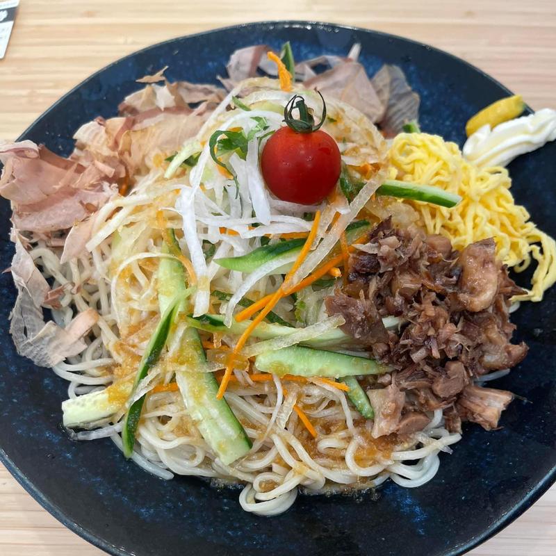 冷やし中華 大盛(完熟らーめん本丸 泉駅前店)
