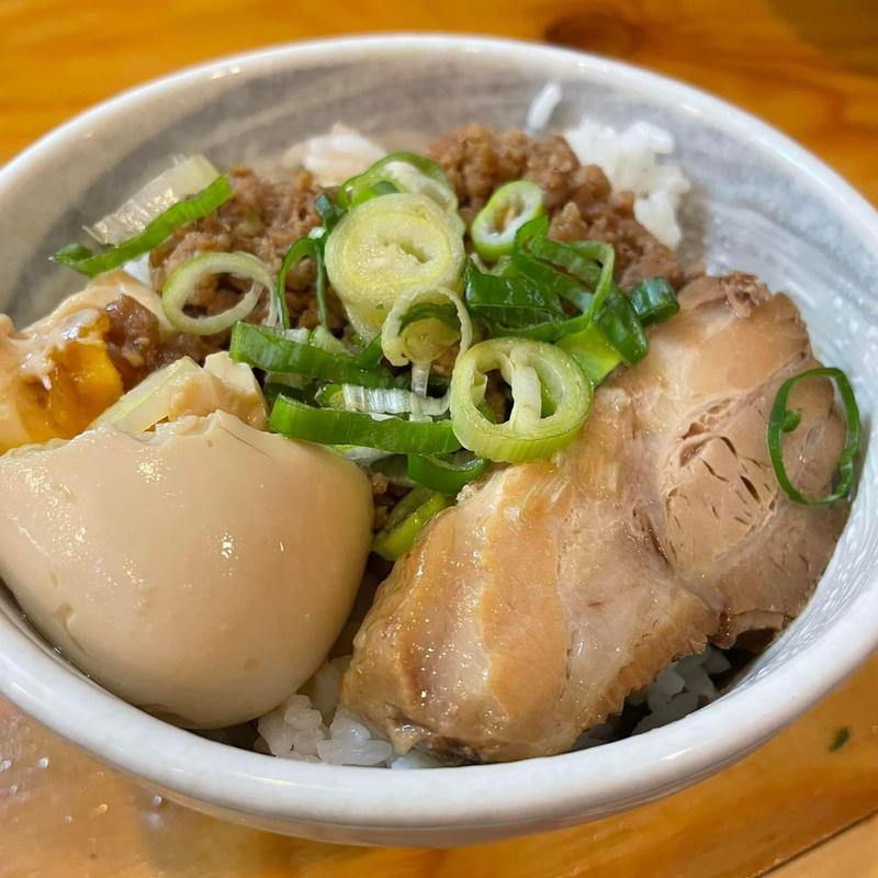 チャーシュー丼(勝屋布施店)