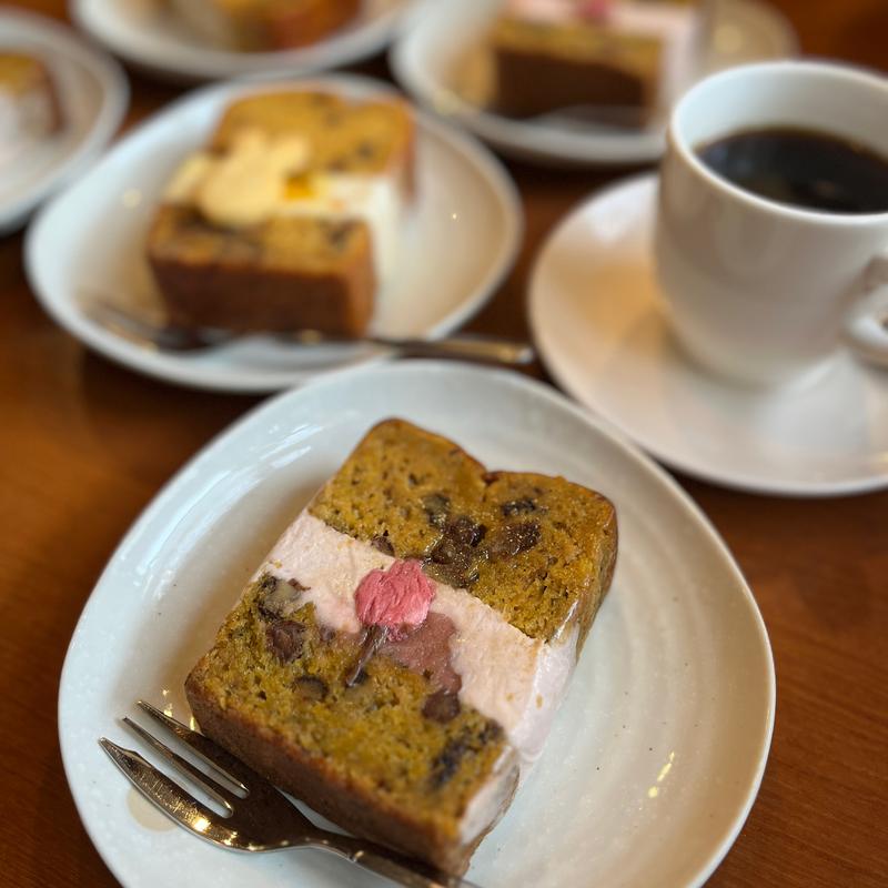 桜のキャロットケーキ(珈琲はんなり)