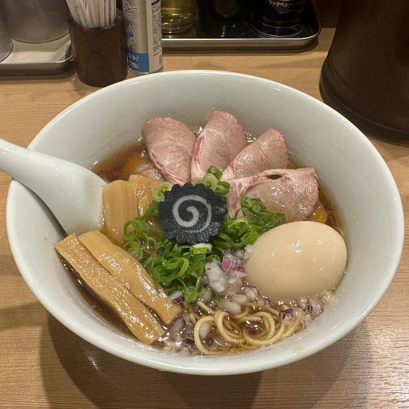 特製淡麗煮干しそば(らぁ麺 まる鈴 本厚木店)