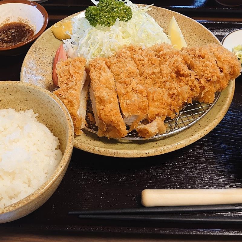 白王上ロースかつ定食(トンカツ芝)