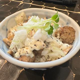 チャーマヨ丼(特級鶏蕎麦龍介もてぎ)