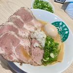 鶏白湯醤油味