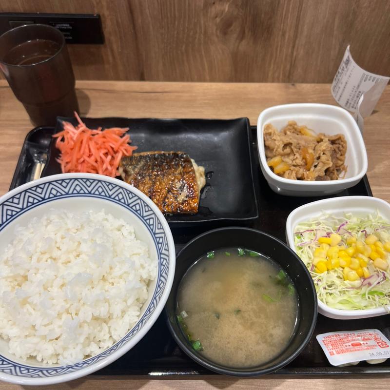 塩さば牛小鉢定食(吉野家 足立保木間店)
