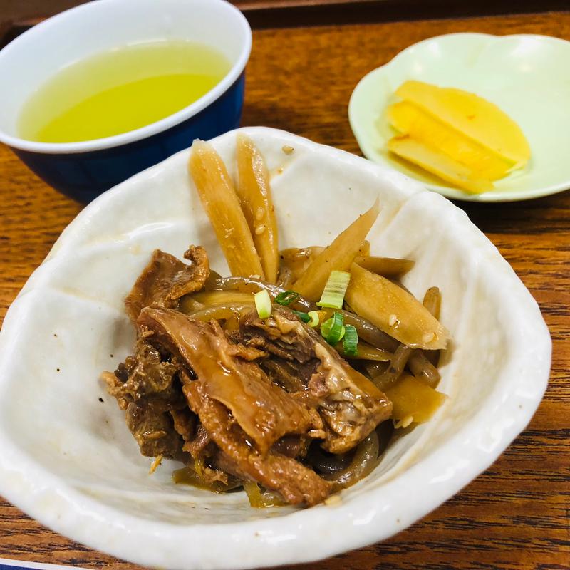 付き出し_マグロ腹皮の生姜煮(山田屋)