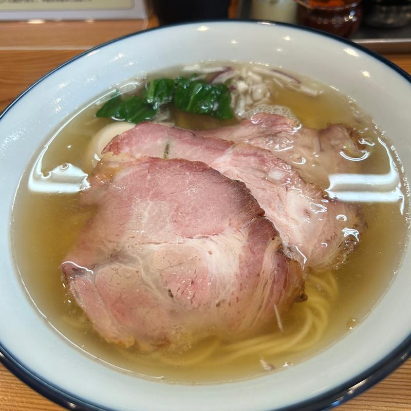塩ラーメン 味玉子付き(自家製麺 公園前)