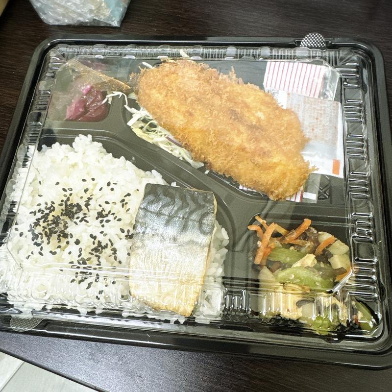 ウオツネ弁当(魚と酒の旨い店 ウオツネ)