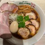 焼き煮干し 肉増し(ラーメン ロケット開発)