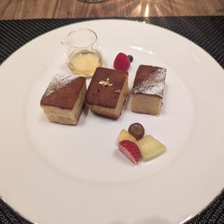 カステラ(ポム・ダダン)