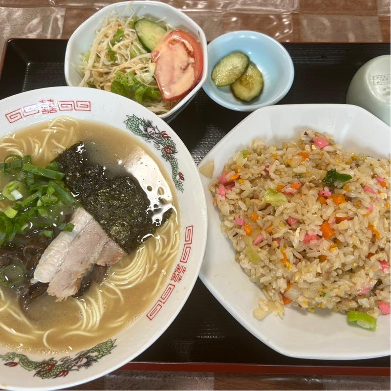 Aセット(うちだラーメン)