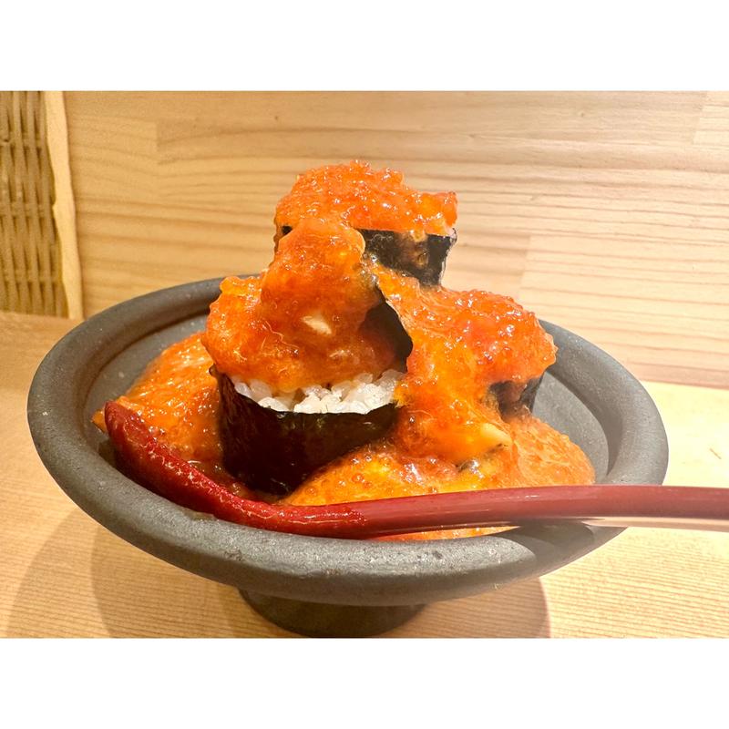 飲める？！とろたく巻き(鮨酒場てっぺい)