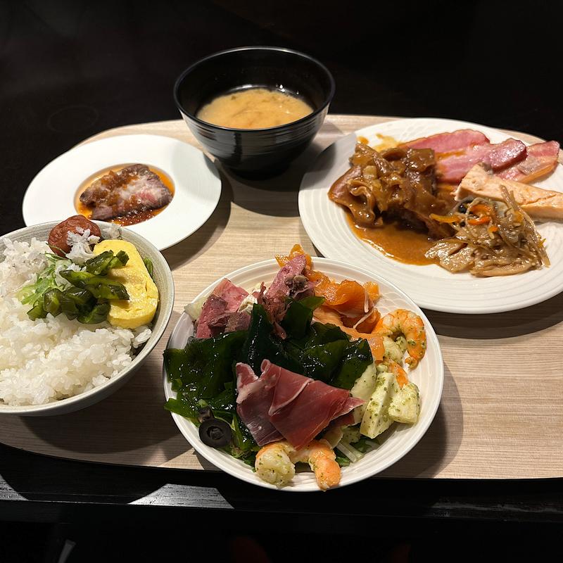 (クロスホテル大阪 )