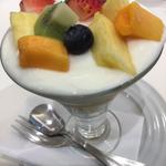 ミニフルーツヨーグルト