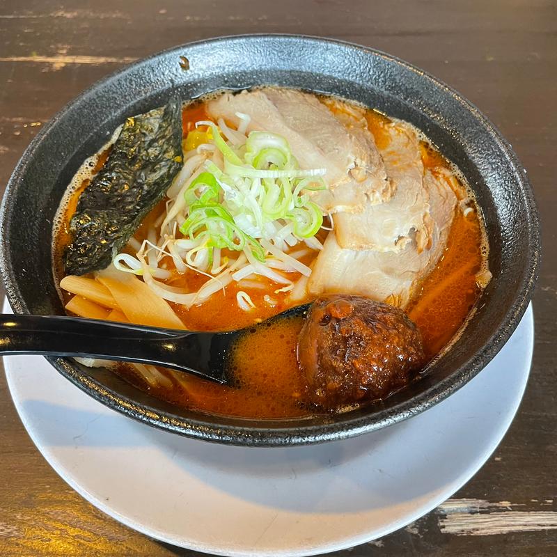 辛味噌豚骨チャーシュー(らぁめん　うんじゃらげ )