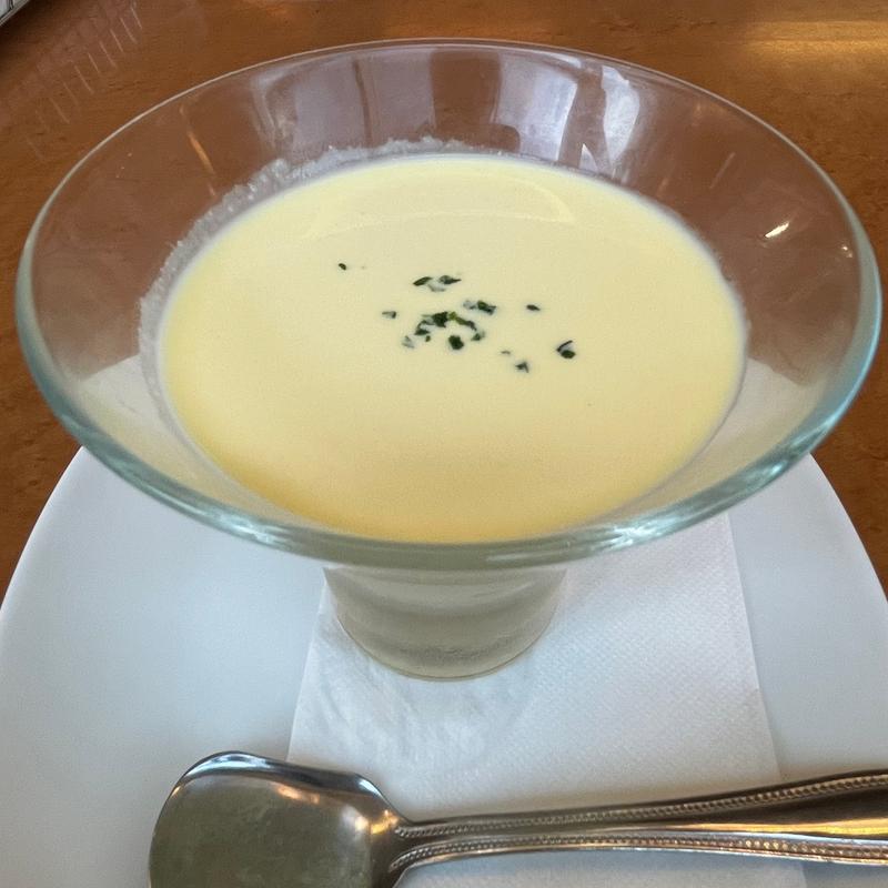 冷製コーンポタージュ(TO THE HERBS 大泉学園店)