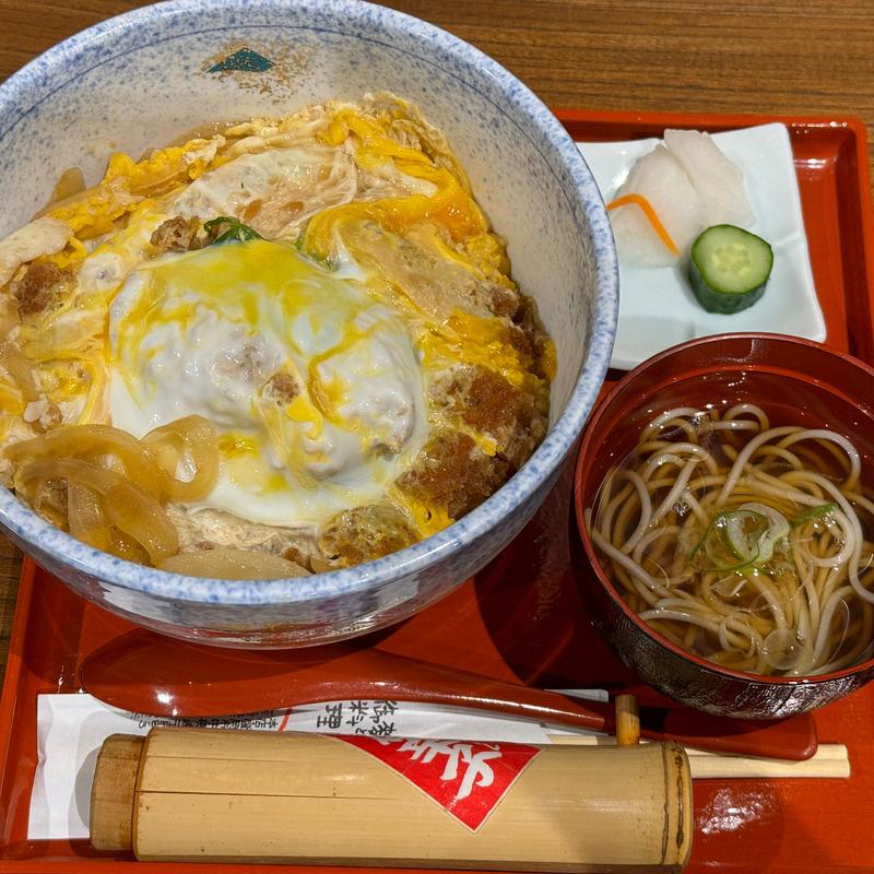 特製ぜいたくカツ丼(東家本店 （あずまや）)