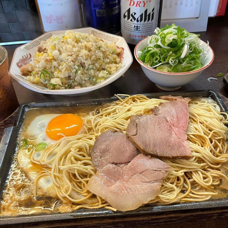 焼き醤油ラーメン ネギ チャーハン(たかはし)