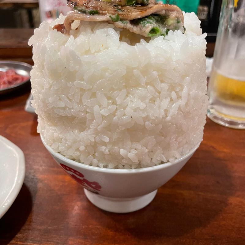 チョモランマ盛り(大衆焼肉たまや)