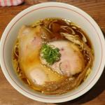 醤油ラーメン(ラーメン屋 トイ・ボックス)