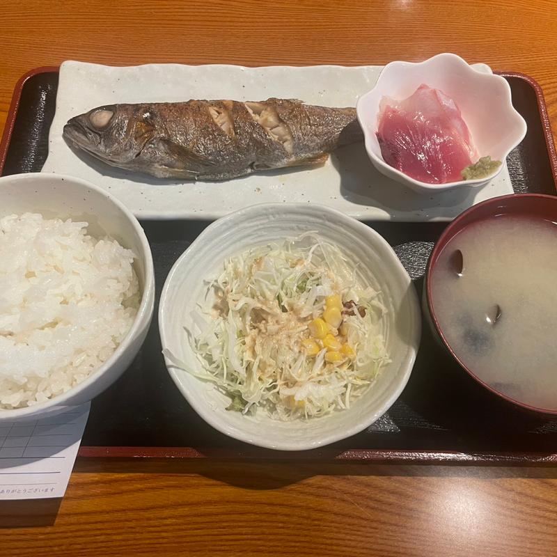 黒ムツ・小刺身(秋葉原漁港 快海 （あきはばらぎょこう かいかい）)