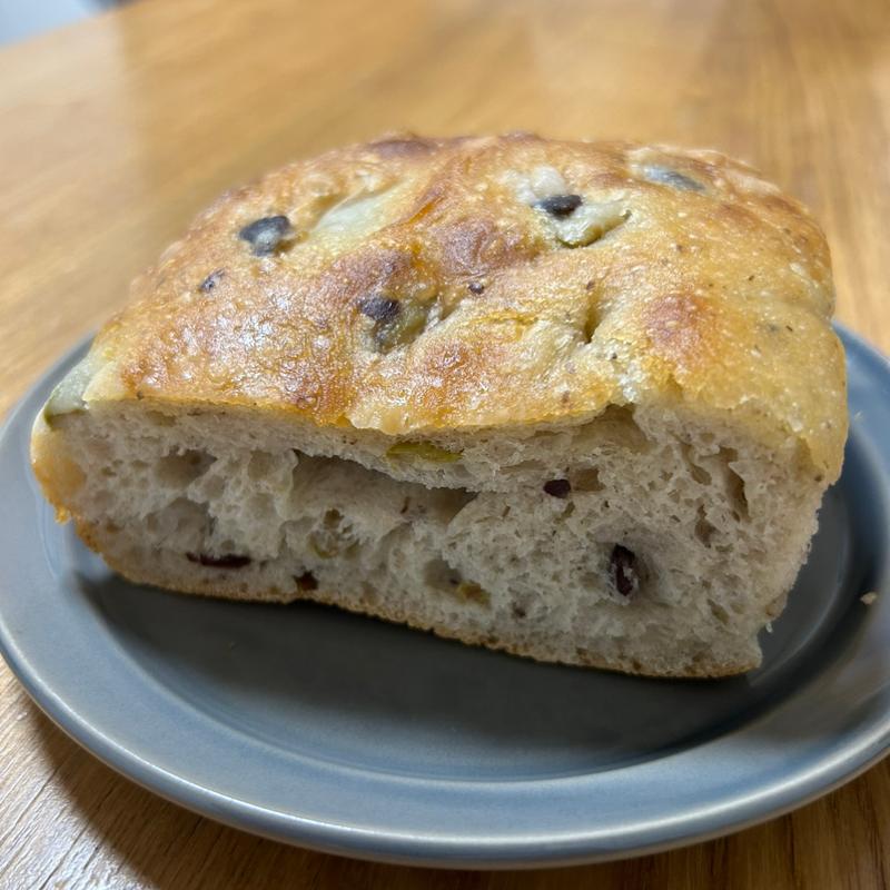 オリーブのフォカッチャ(クラブハリエ ジュブリルタン （CLUB HARIE J'oublie le temps）)