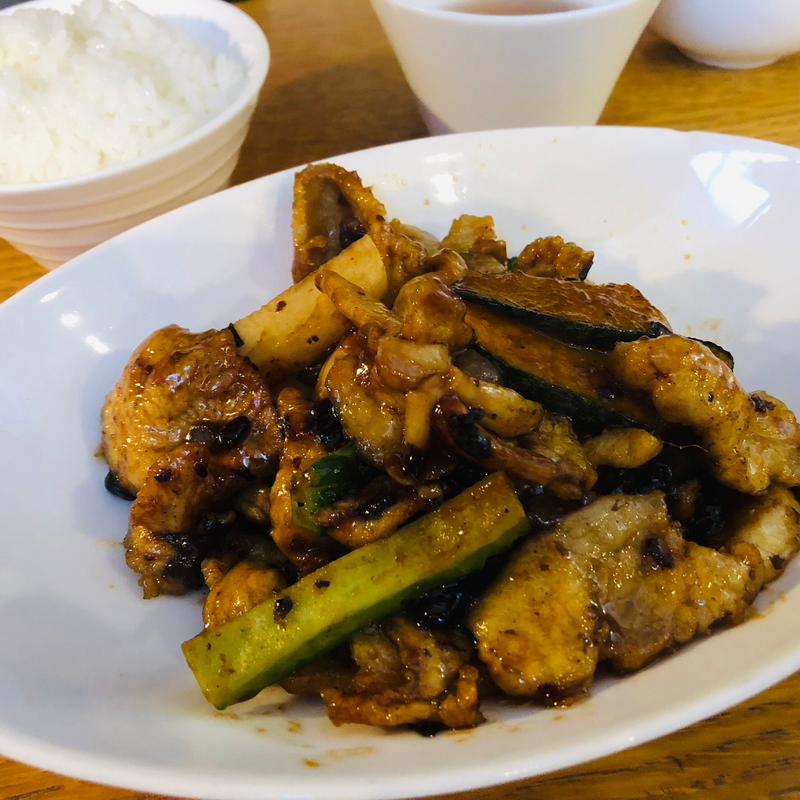 豚肉のブラックビーンズ炒め(家常菜 博朱)