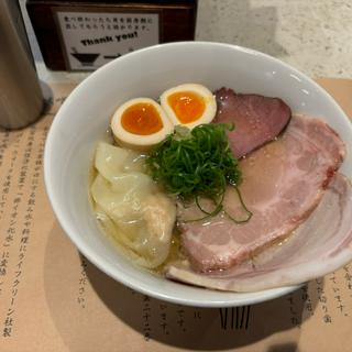 塩らーめん全部のせ(熱田味噌拉麺ぶりゆ)