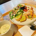 DELI 3品とスープとバケット(porte cafe（ポルトカフェ）)