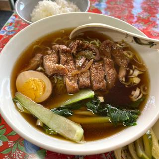 排骨ラーメン(台湾料理 翠芳)