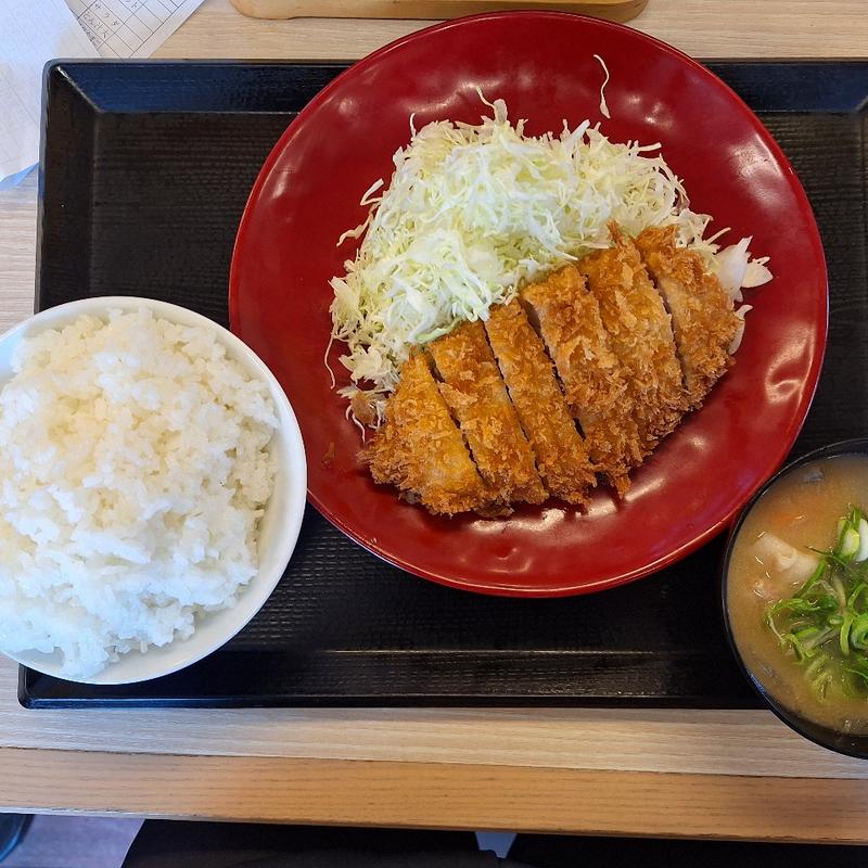 ロースカツ定食(かつや 津南店 )