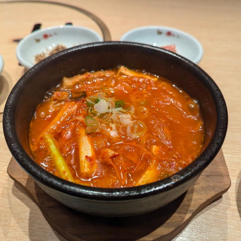 キムチチゲ定食(カンガンスルレ東館)