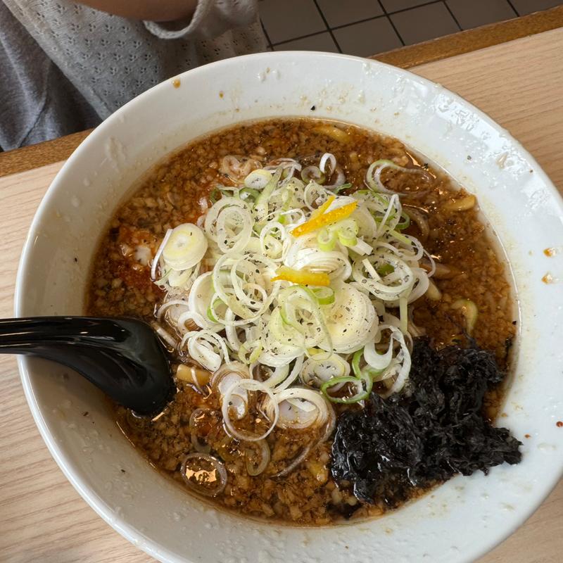 背脂ブラックにんにく(黒りりん)