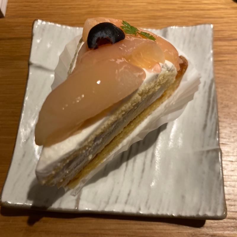 桃のトルテ(アンテノール 上野松坂屋店)