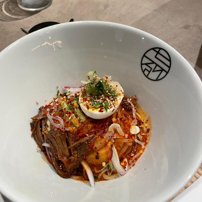 ビビン麺(盛岡冷麺 タンしゃぶ CHILLRI ちるり)