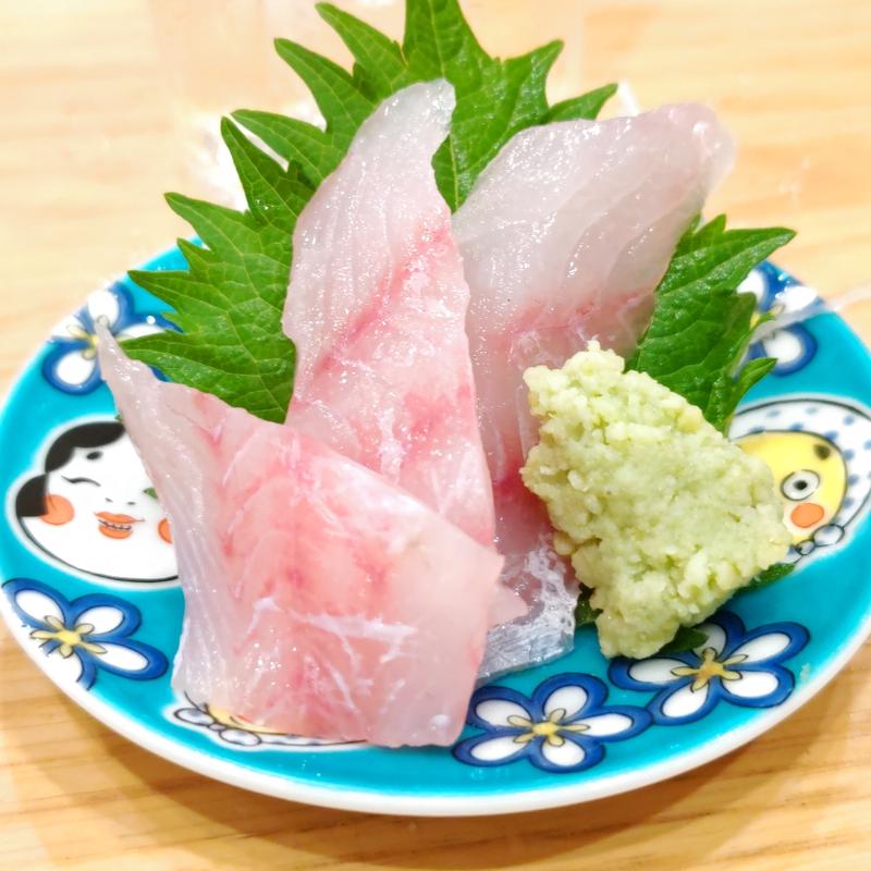 あやめかさご刺身(魚と酒はなたれ 野毛五番街店)