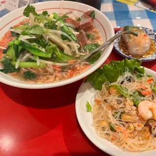 タイ式トムヤムヌードルSet(バンコク屋台 カオサン )