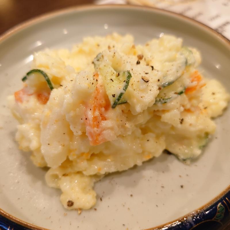 自家製ポテトサラダ(やきとり福茂)